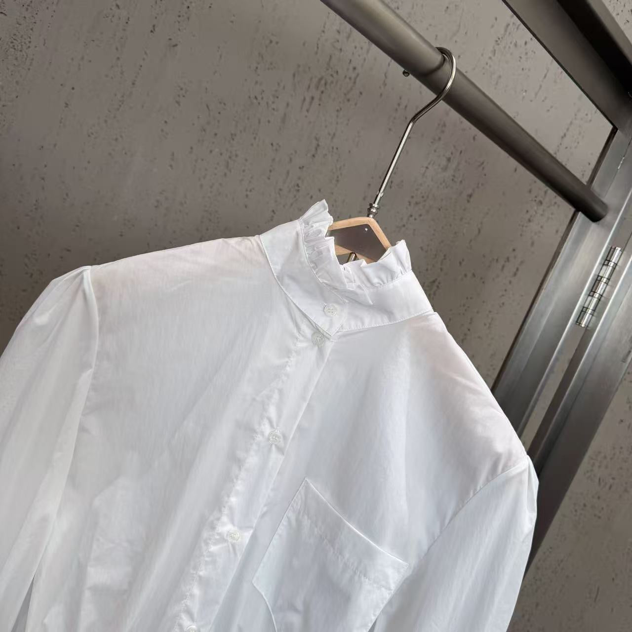 Shirt - ID: M049