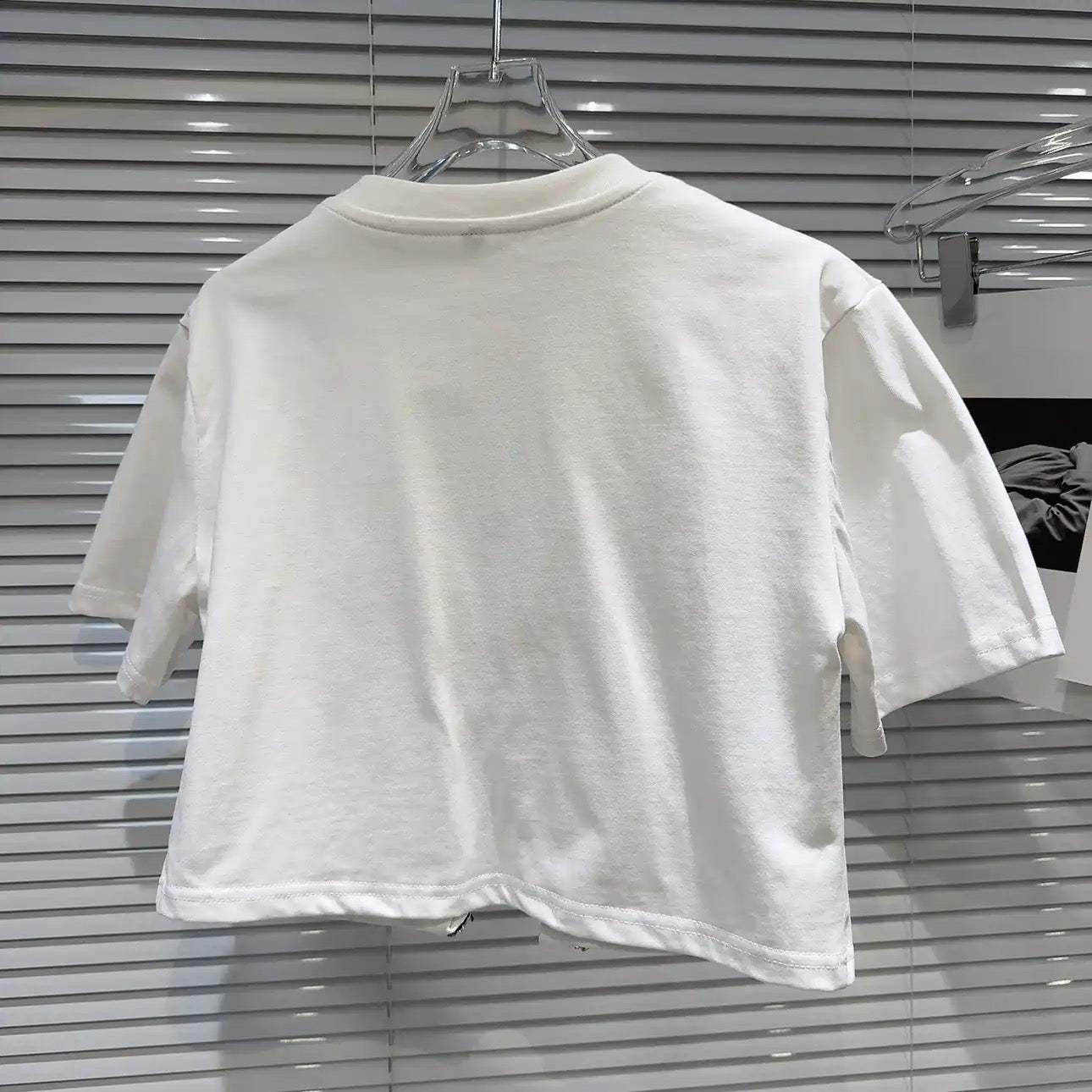 T-shirt - ID: 8135