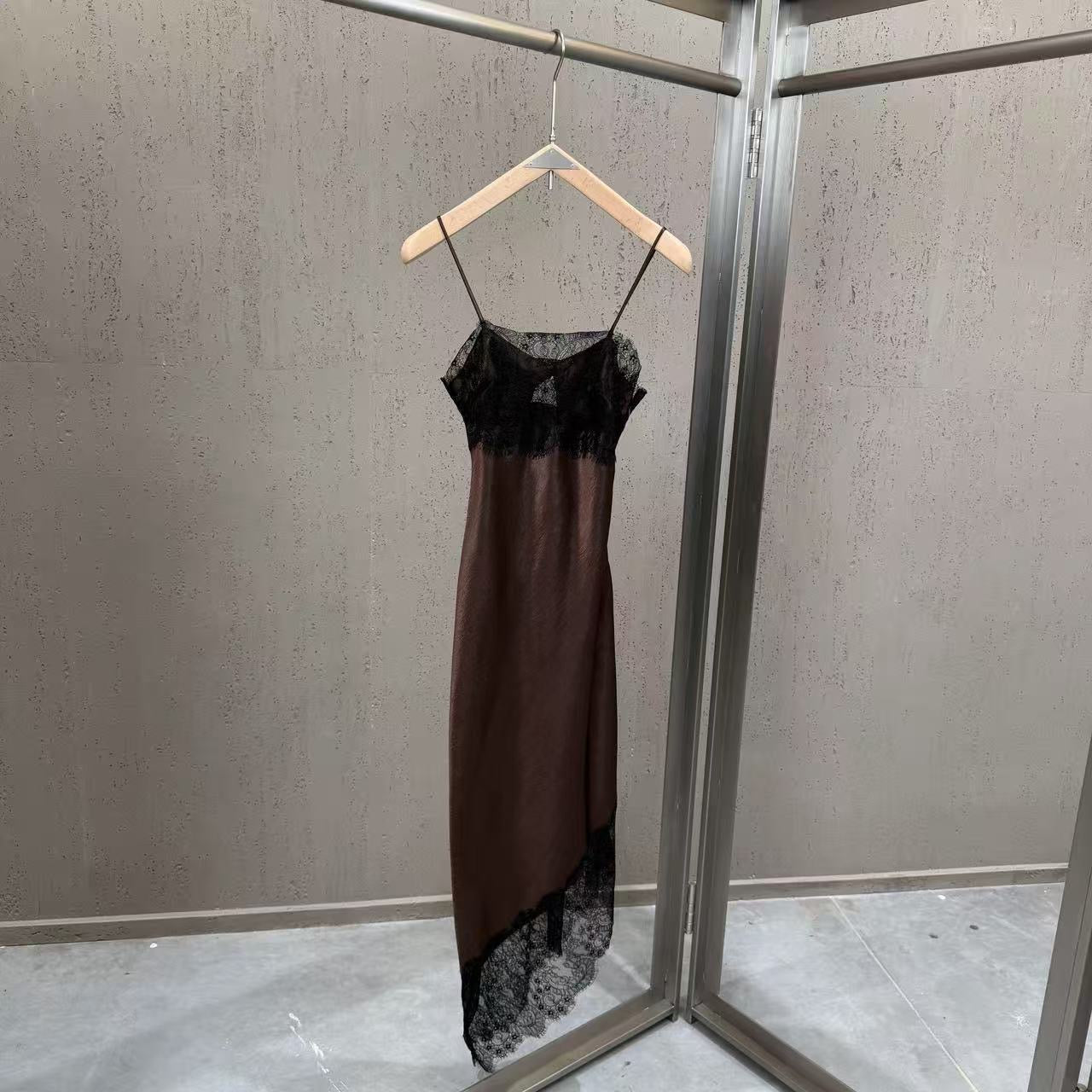Dress - ID: M028