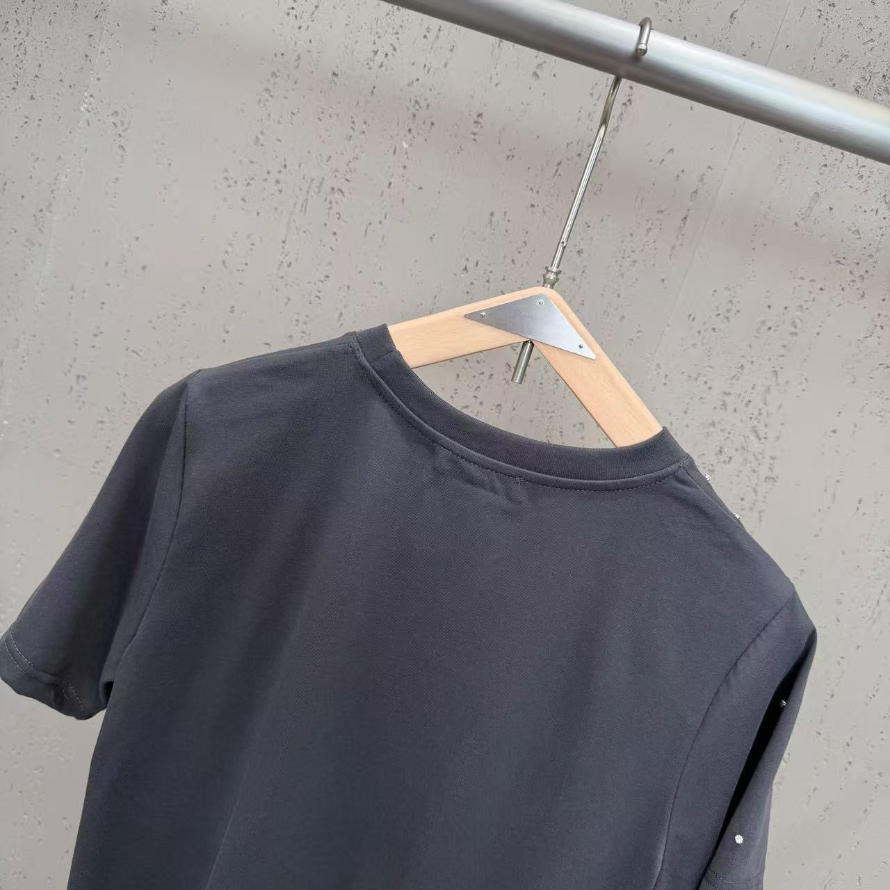 Shirt - ID: M038
