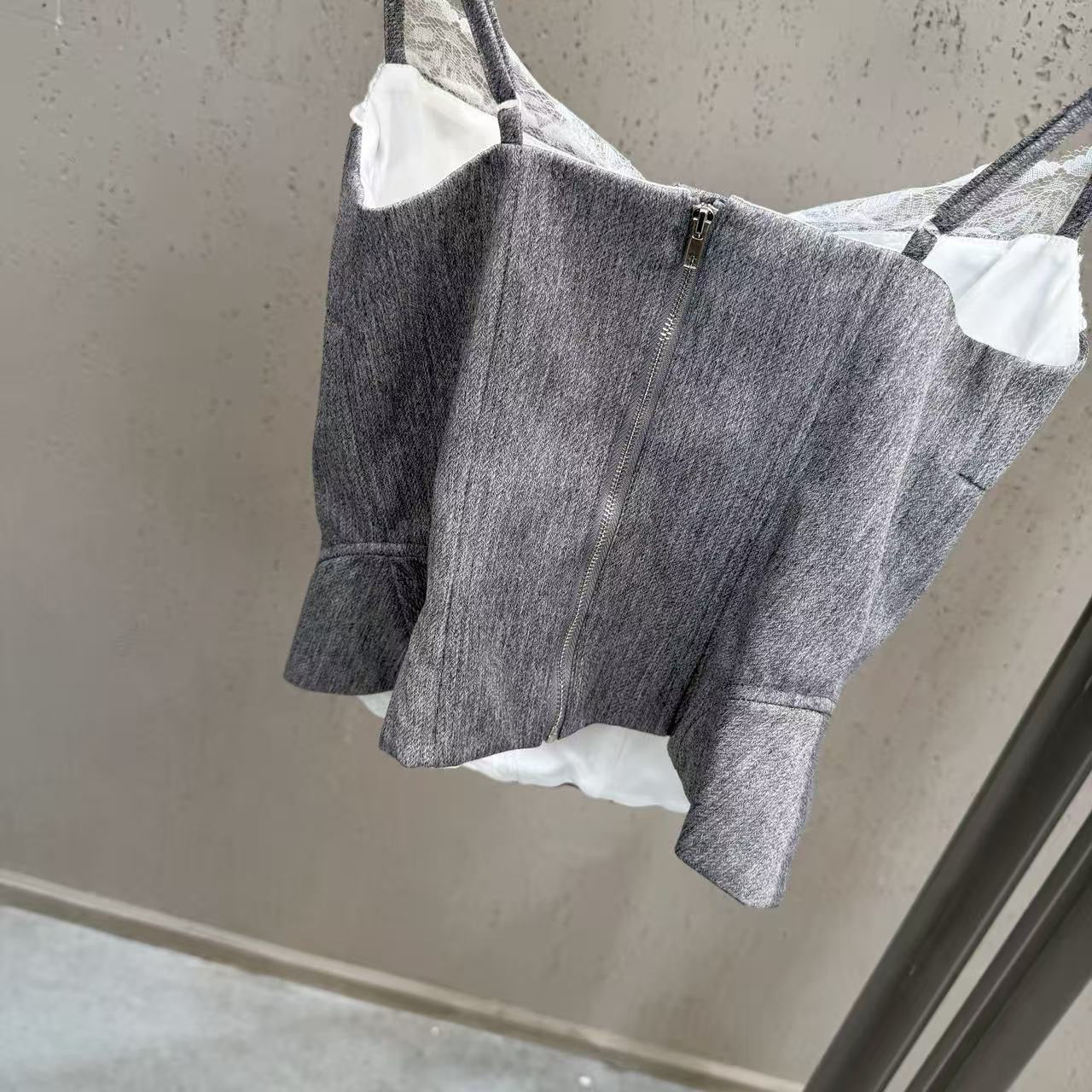Set - ID: M048