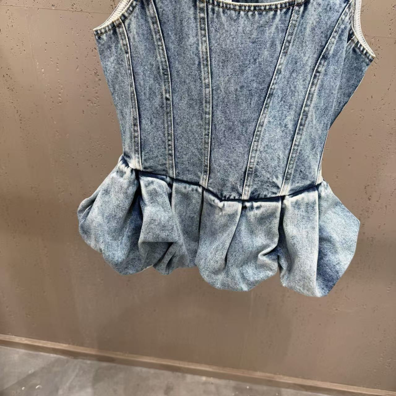 Tank Top  - ID: M108