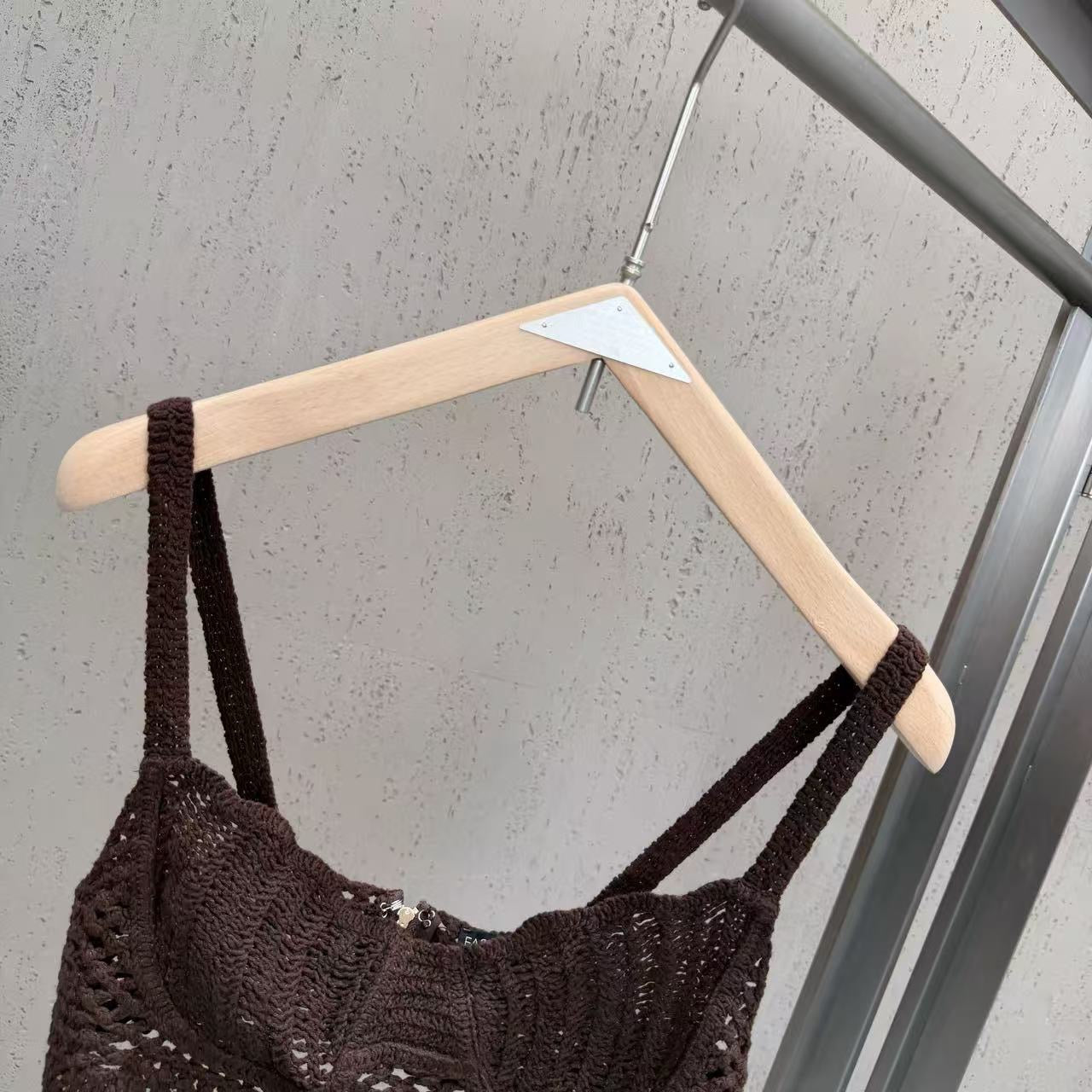 Set - ID: M010