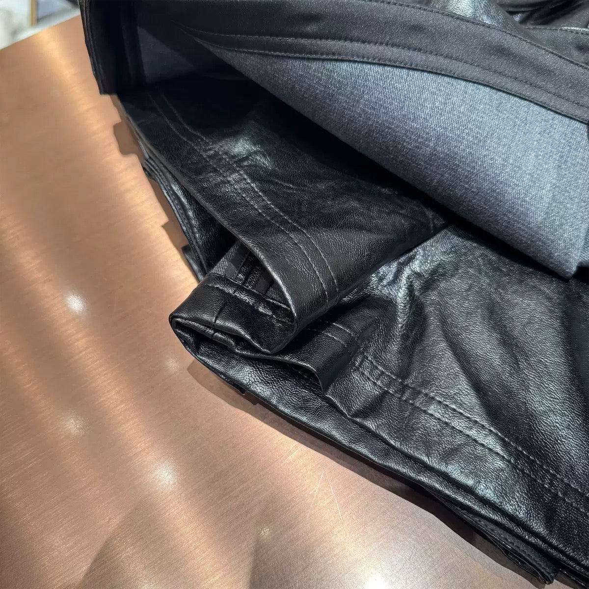 Shorts - ID: J472
