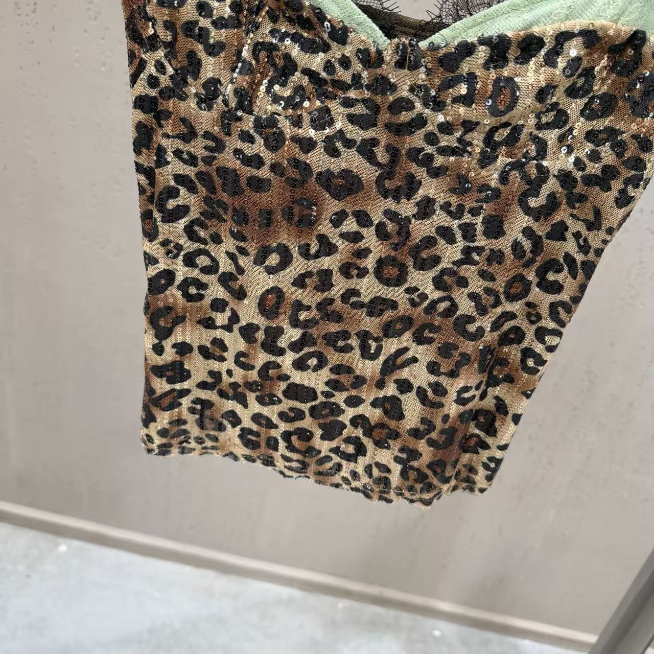 Tank Top  - ID: M025