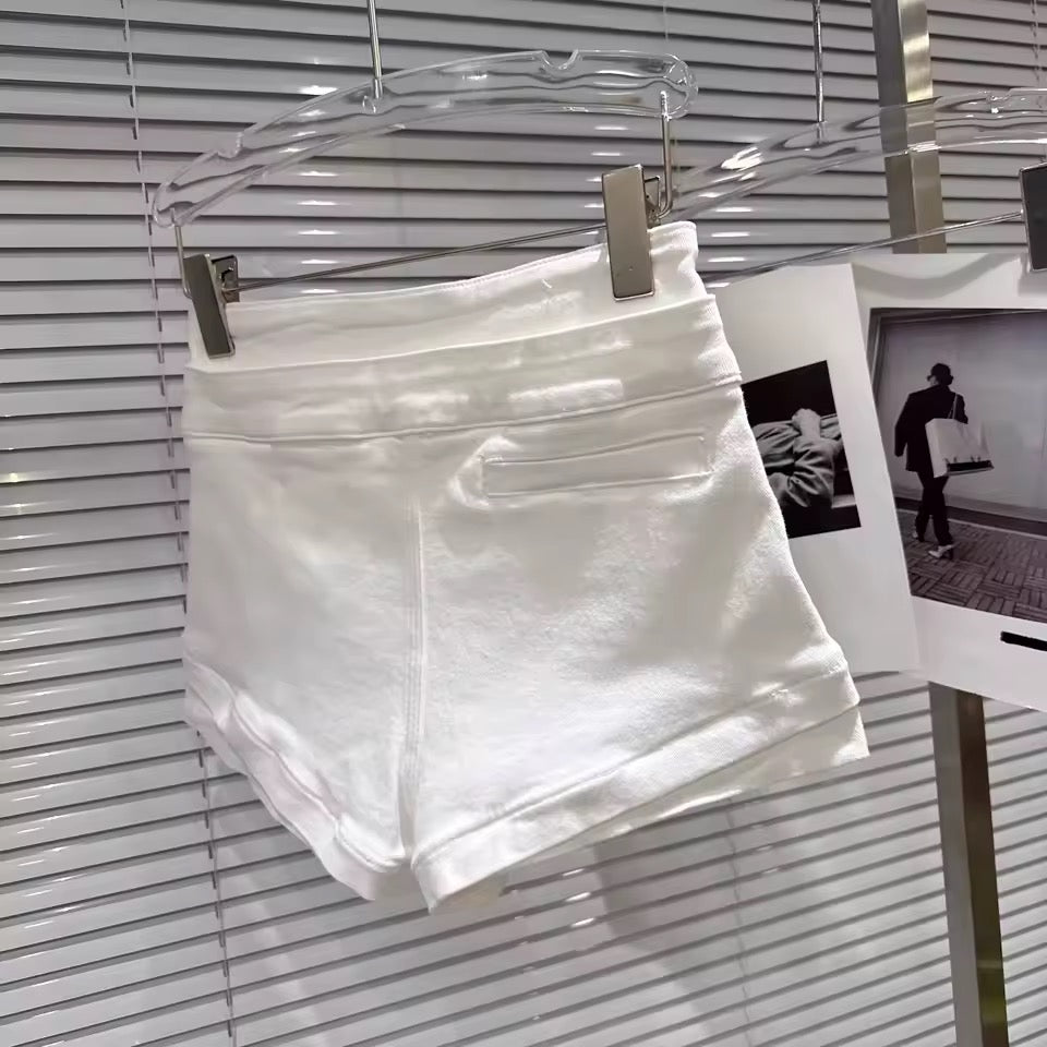 Shorts - ID: A662