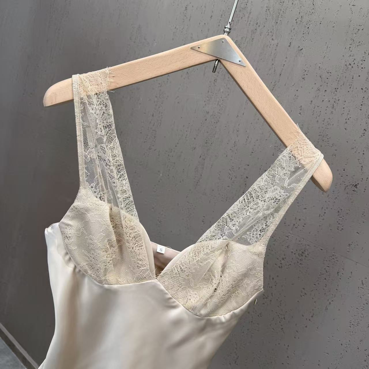 Tank Top  - ID: M023