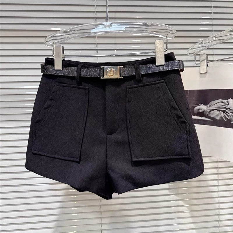 Shorts - ID: 6707