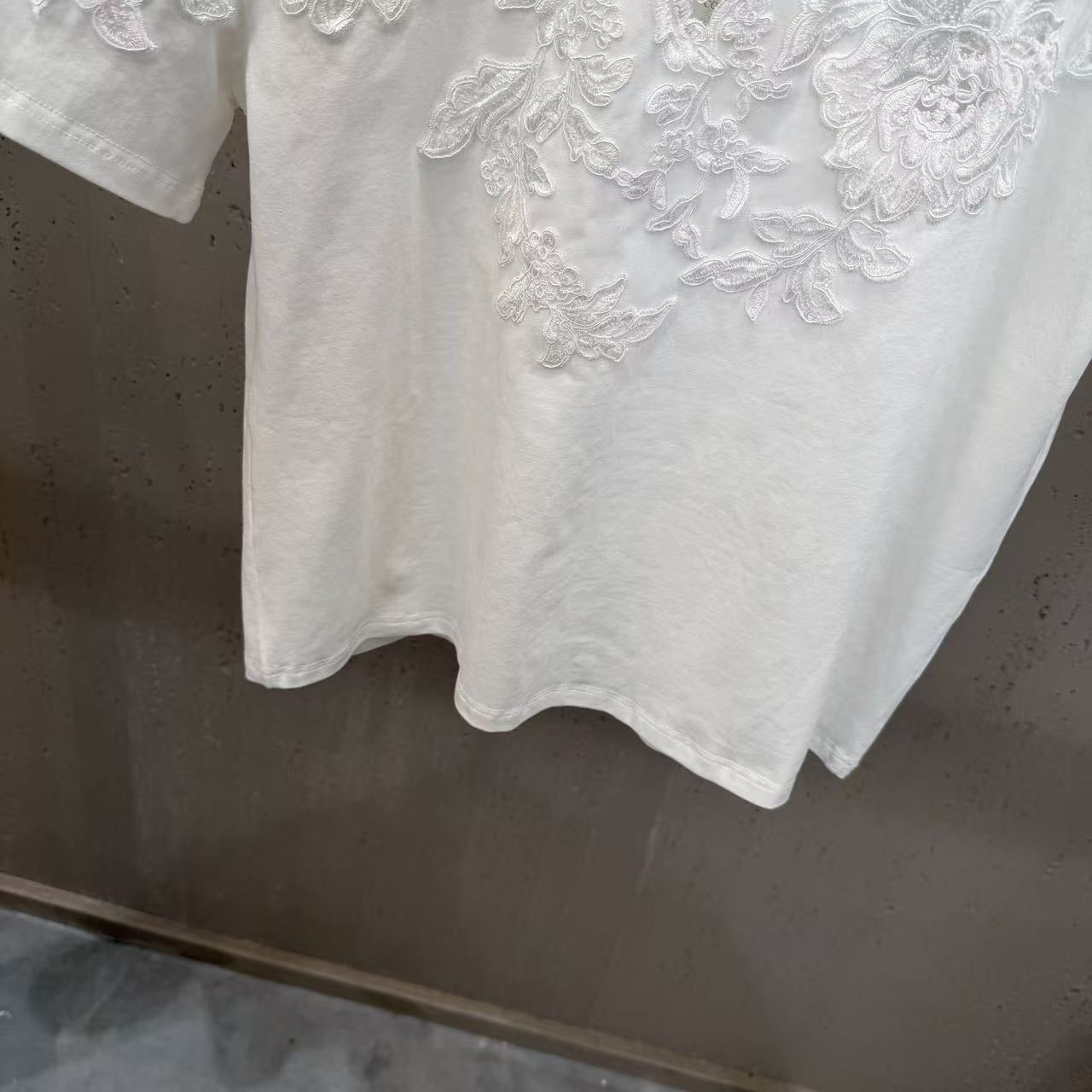 Shirt  - ID: M092