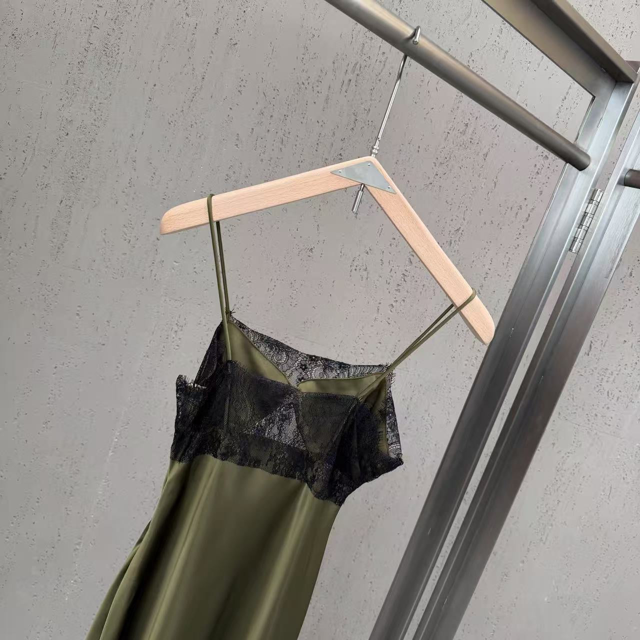 Dress - ID: M027