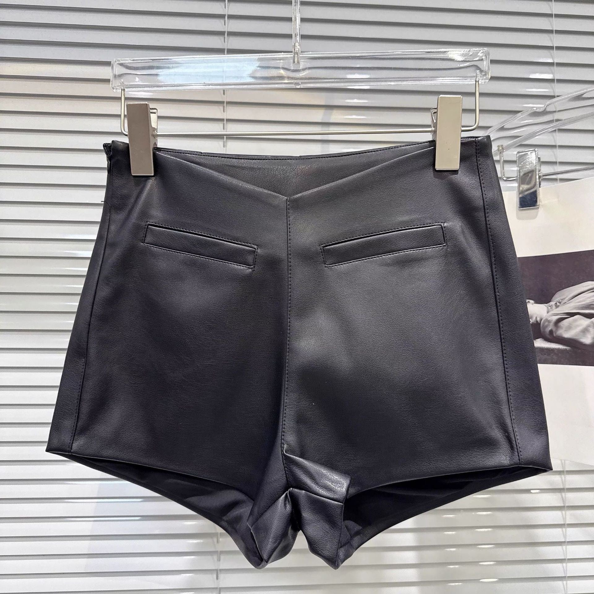 Shorts - ID: A201