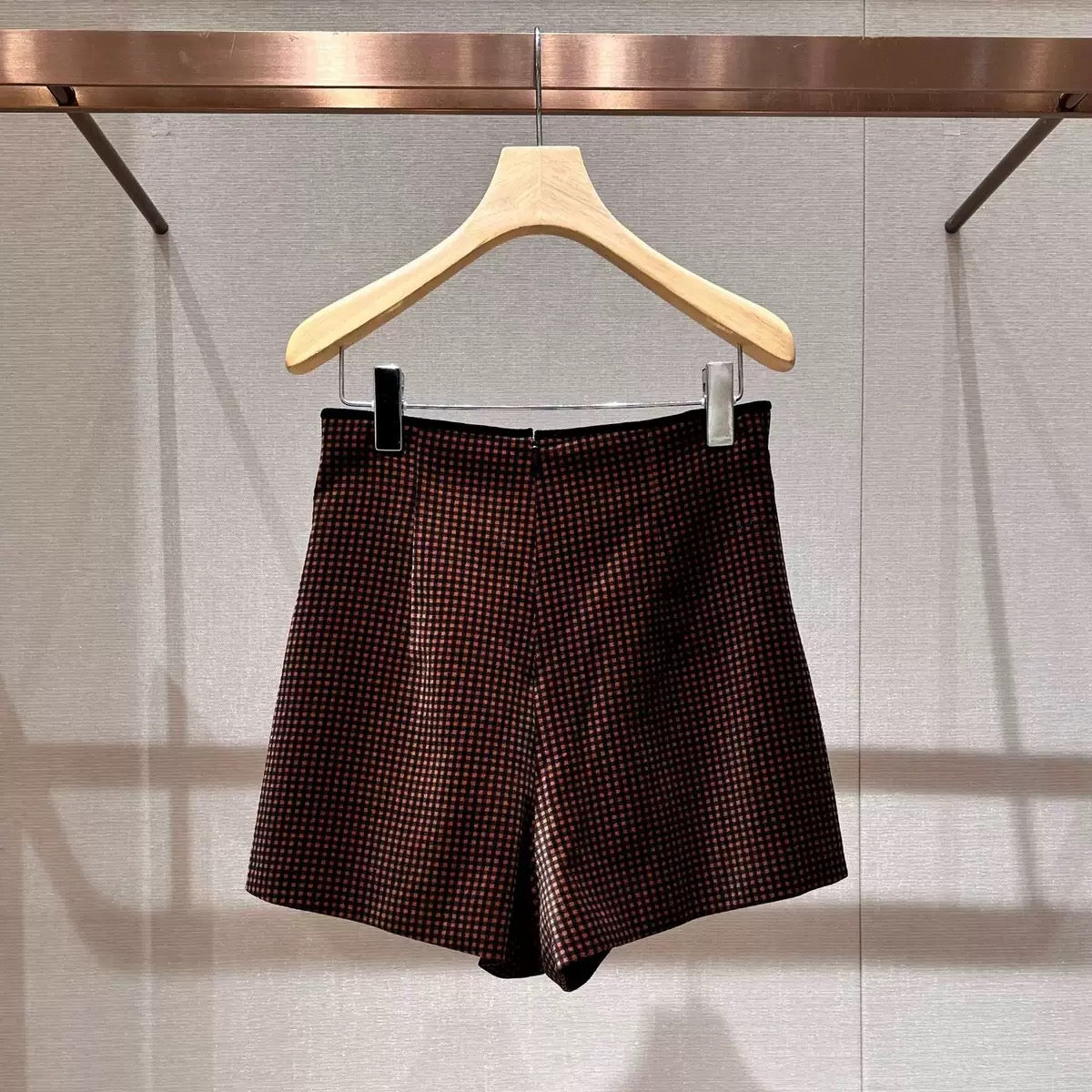 Shorts - ID: J419